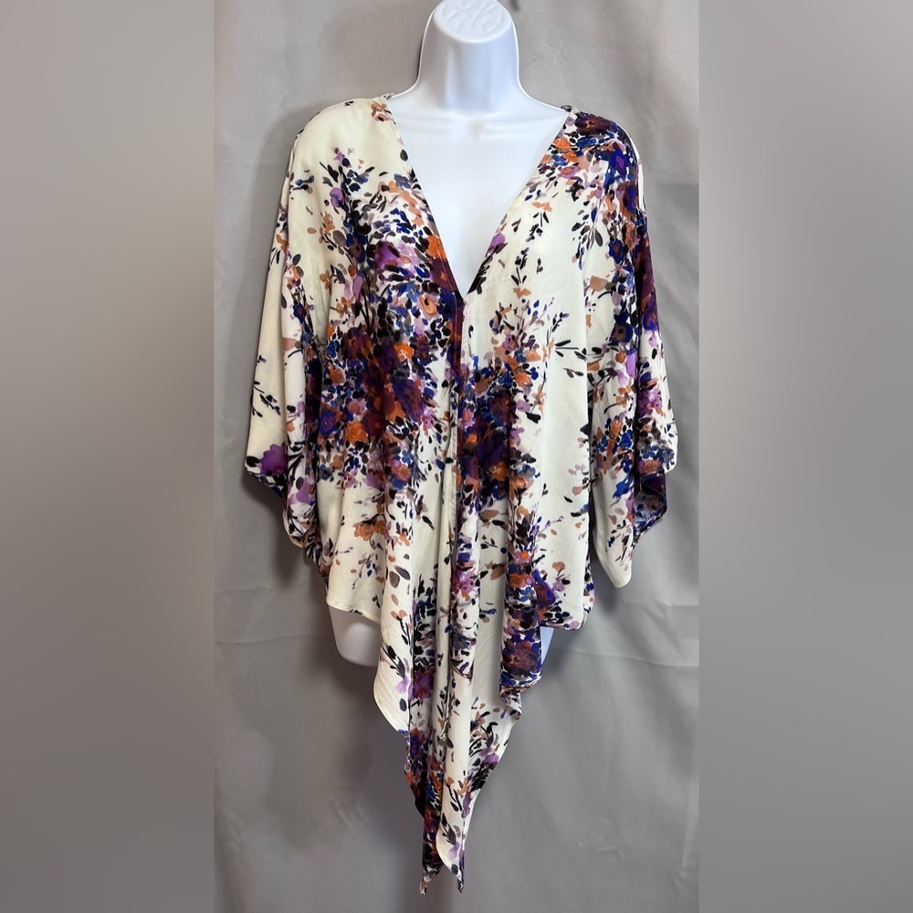 Lovestitch Womens Sz Médium Blouse Tie Front White Purple Floral Chiffon‎ Top